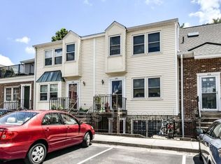 60 N Bedford St #60C, Arlington, VA 22201