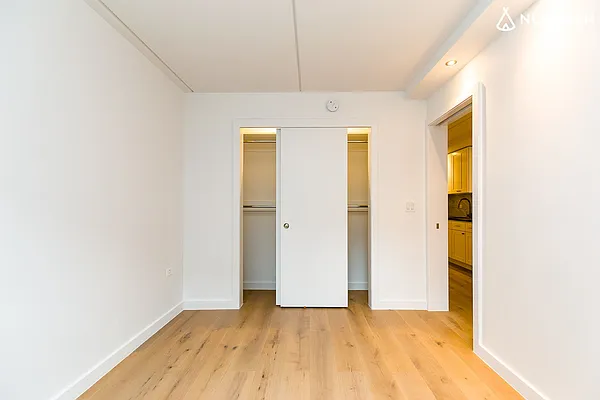 Rented by Nooklyn NYC LLC | media 5