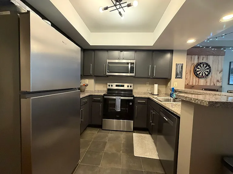 1735 Lake Ave #805 — Photo 3
