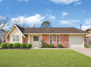 11502 Fawnway Dr, Houston, TX 77048