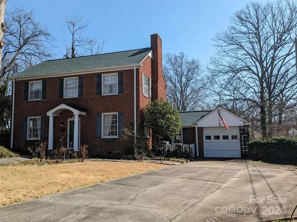 107 Charleston St, Monroe, NC 28112