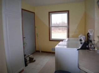 4606 Skelton Rd, Columbiaville, MI 48421