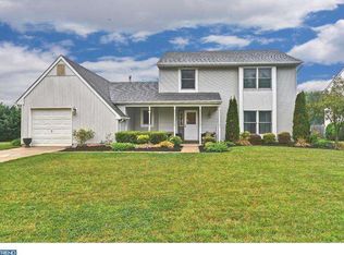 48 Appletree Ln, Sewell, NJ 08080