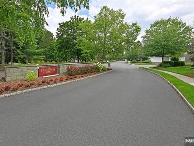 197 Brewster Rd, Wyckoff, NJ, 07481