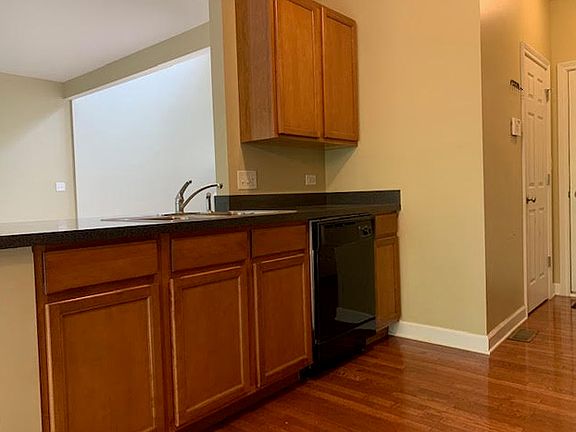 5th image of 43 Melrose Ct