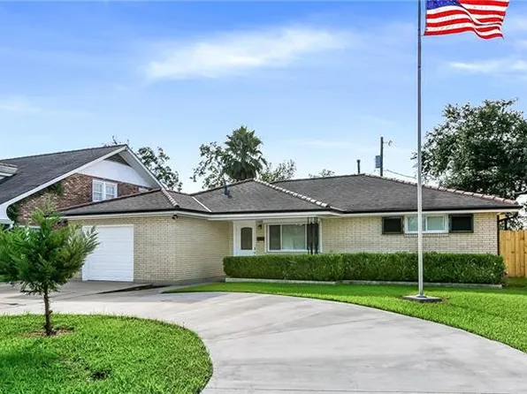 613 Rowley Blvd, Arabi, LA 70032