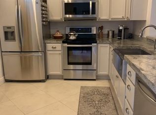 607 NE 16th Ter, Fort Lauderdale, FL 33304