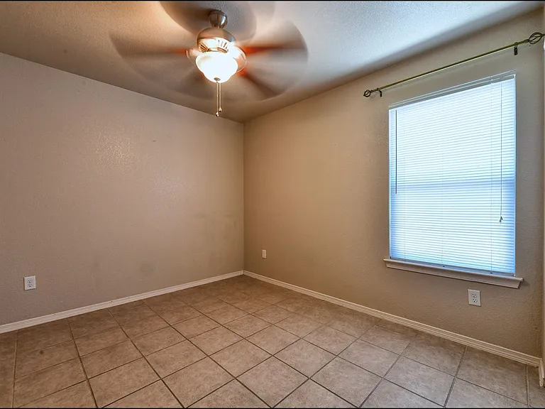 7351 Burntside Ln — Photo 25