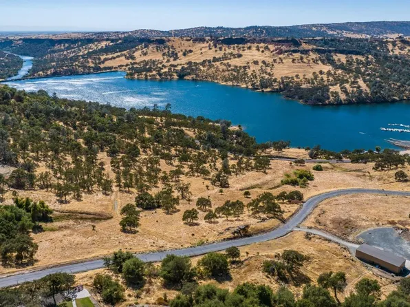 50 Rosebud Dr, Jamestown, CA 95327