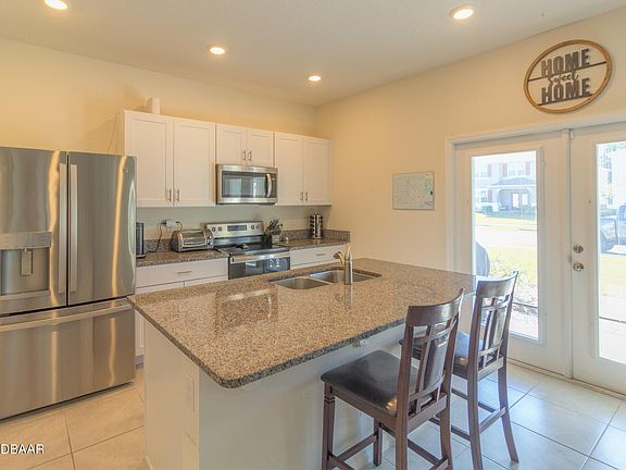 2nd image of 3033 Meleto Blvd