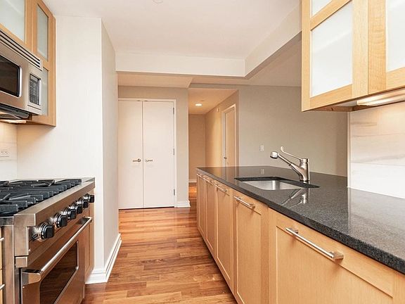 5th image of 200 W End Ave APT 17D