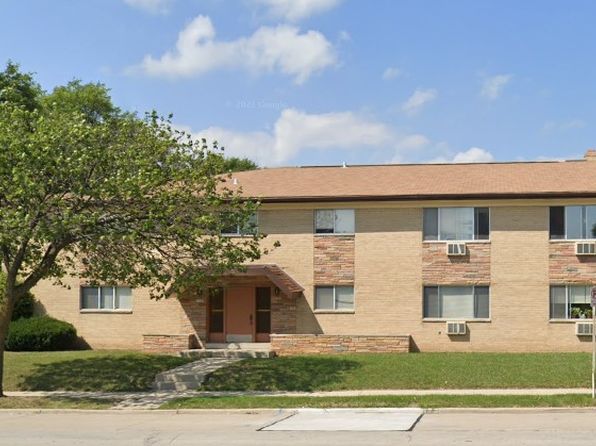 10428 W Lincoln Ave