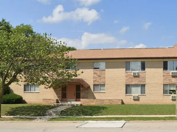 10428 W Lincoln Ave, Milwaukee, WI 53227