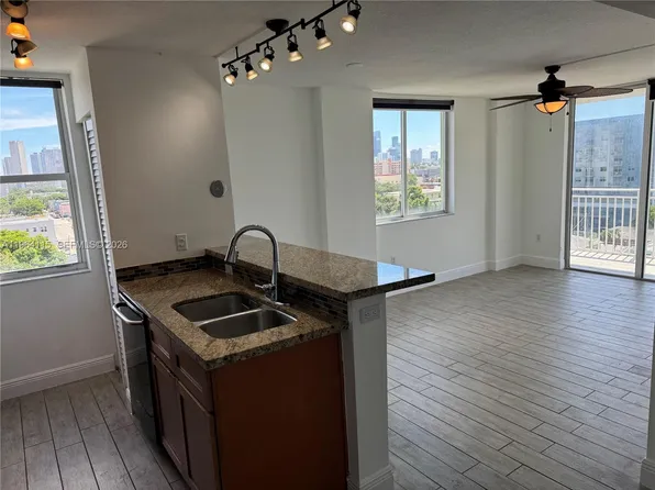 219 NW 12th Ave, Miami, FL