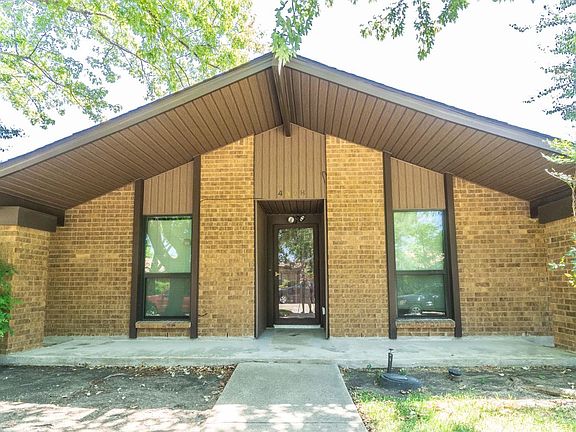 4th image of 4508 Newcombe Dr