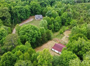 6582 Hoot Owls Hollow Rd, Hickory, NC 28602