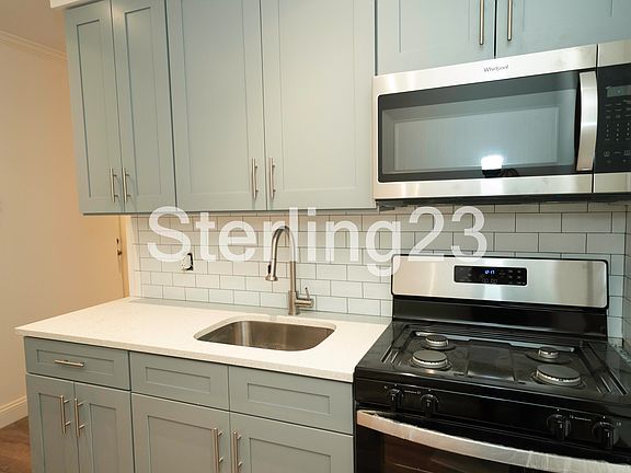 4th image of 18-29 Ditmars Blvd #2A
