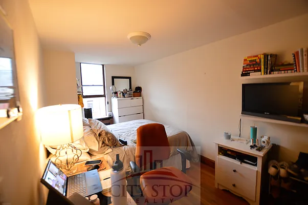 Rented by City Stop Realty | media 5