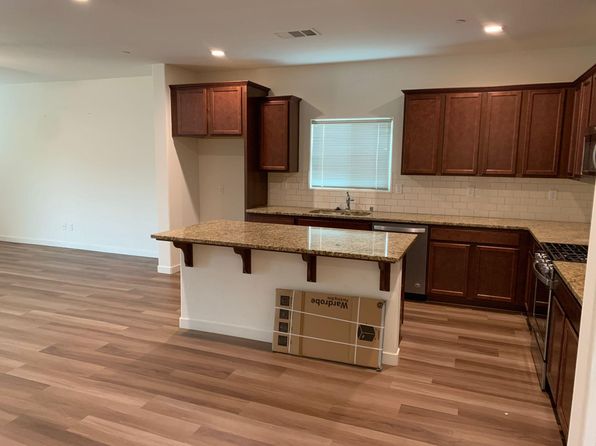 2803 Ricki Jeanne Ave