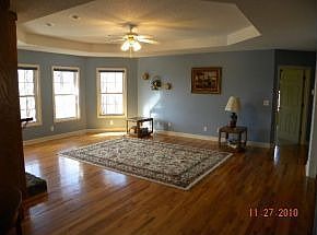 2nd image of 135 Sage Ln