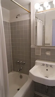 Rented by Realty Group International | media 11