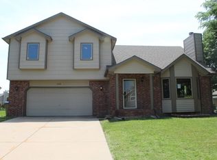 4528 N Eagle Lake Dr, Wichita, KS 67220
