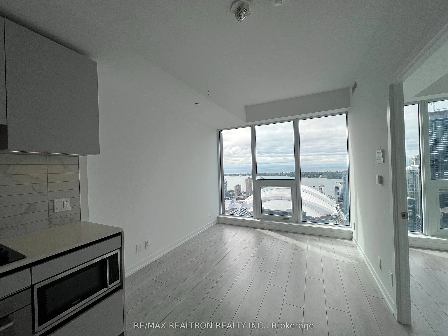 2 bed, $3,150 — Photo 3