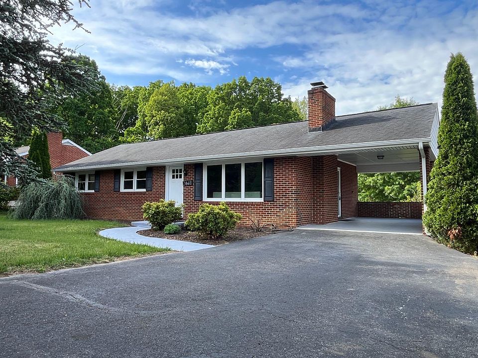 1st image of 2641 Parkview Dr