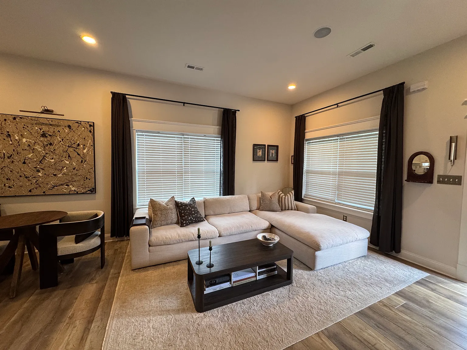 3 bed, 1450 sqft, $2,600 — Photo 4