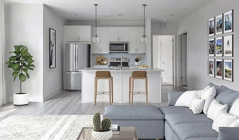 50 Front Luxury Apartments — Photo 3