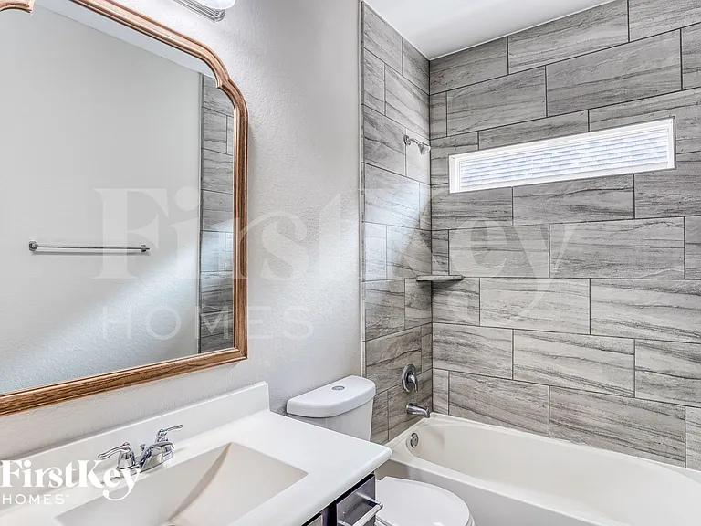 4810 Bay Vista Dr — Photo 17