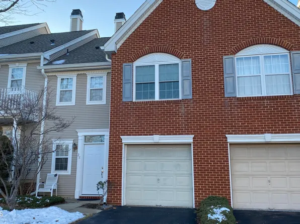 28 Dutch Court, Holmdel, NJ 07733