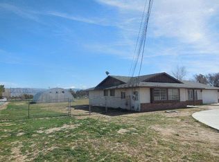 8817 4th Ave, Hesperia, CA 92345