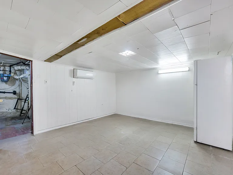 14013 Mulberry Ave — Photo 20