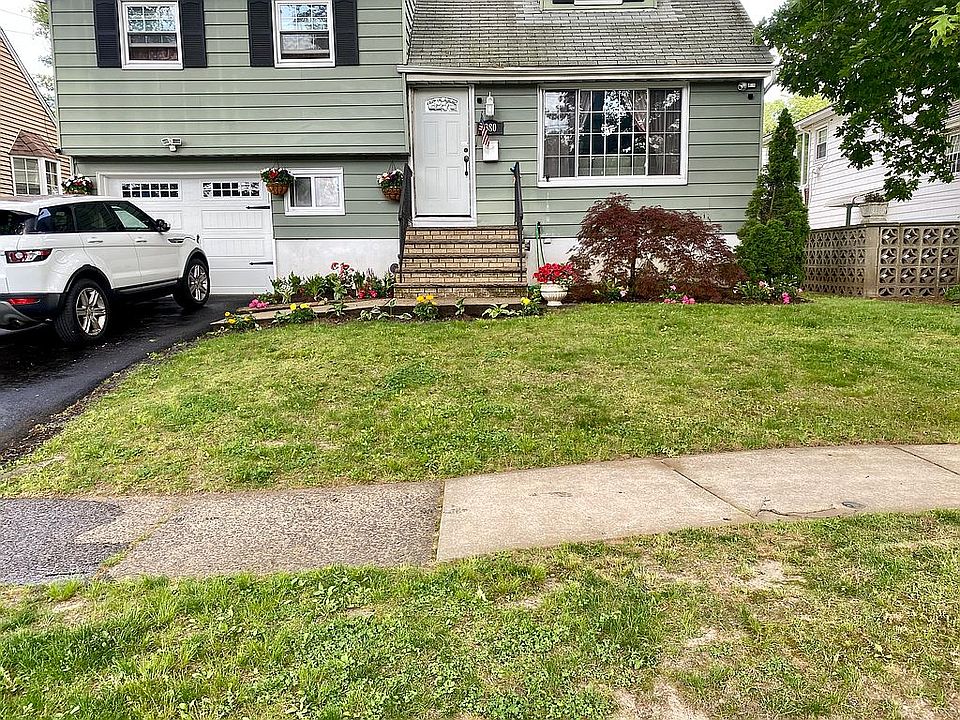 2nd image of 380 Walnut St