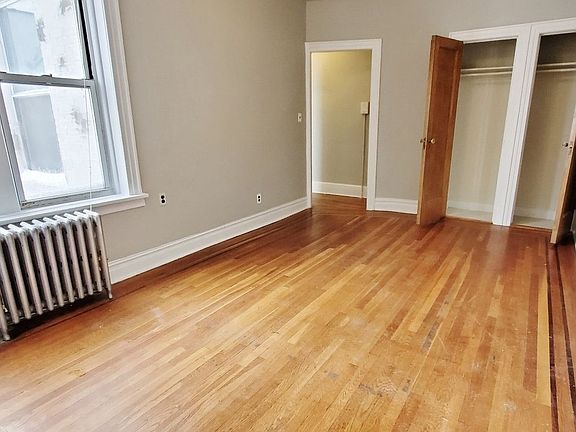 3rd image of 34-48 32nd St #C4