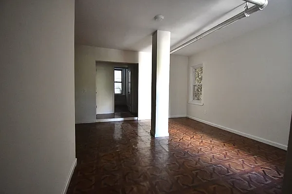 Rented by Voro, LLC | media 4