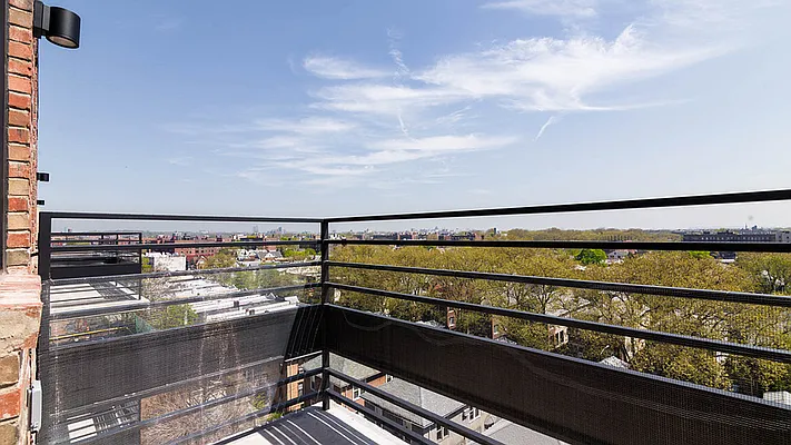 Rented by Nooklyn NYC LLC | media 47