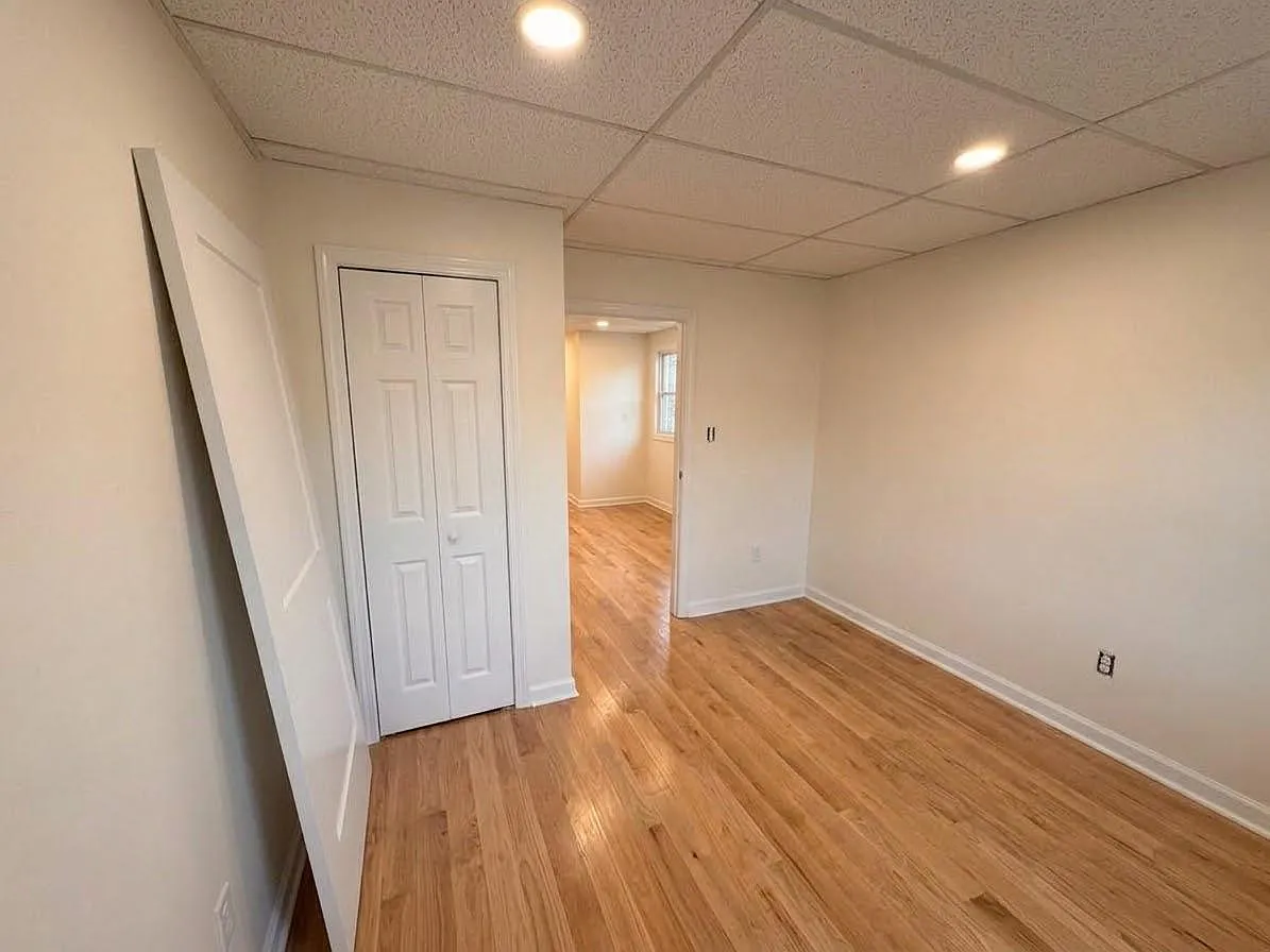 2 bed, 600 sqft, $3,500 — Photo 4