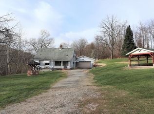 5 Spruce Ln, Daisytown, PA 15427
