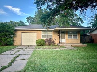 1914 N McComas Ave, Wichita, KS 67203