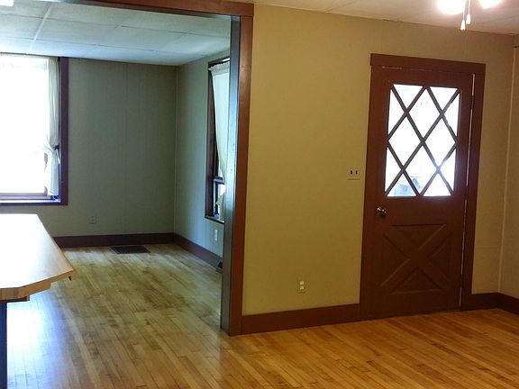 Dinning Room view into Living Room and front door