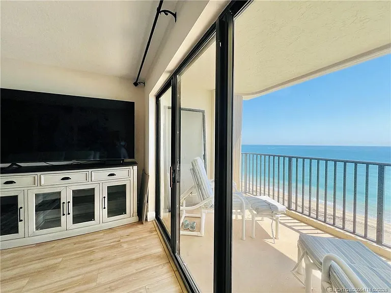 10044 S Ocean Dr #1005 — Photo 31