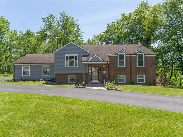 5190 Windy Hill Dr, Gibsonia, PA 15044