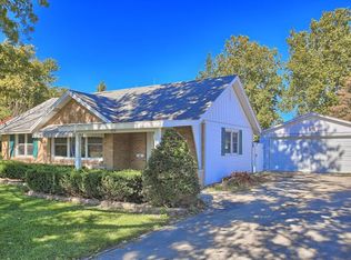 304 W Central Ave, Thomasboro, IL