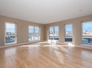 543 E 1st St #12, Boston, MA 02127