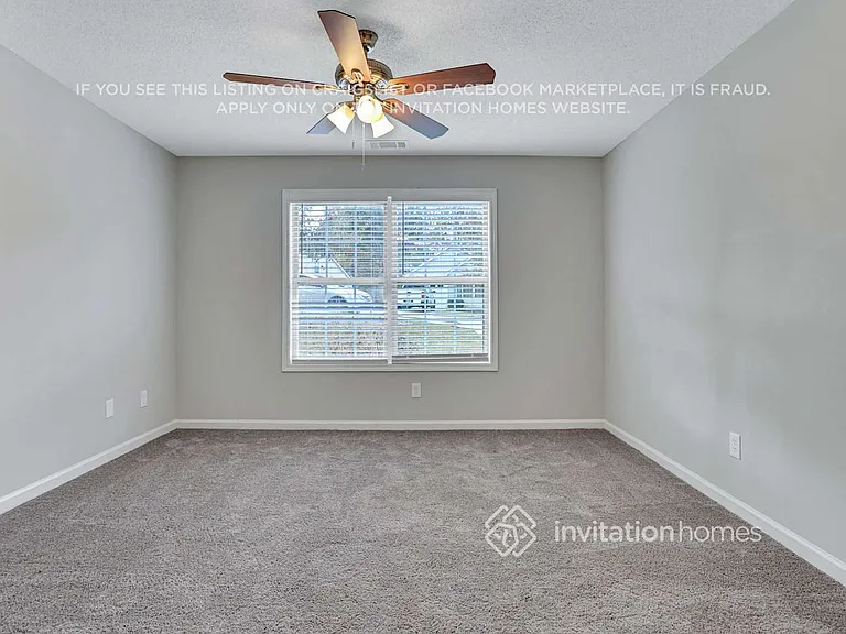 1092 Abington Ct — Photo 13