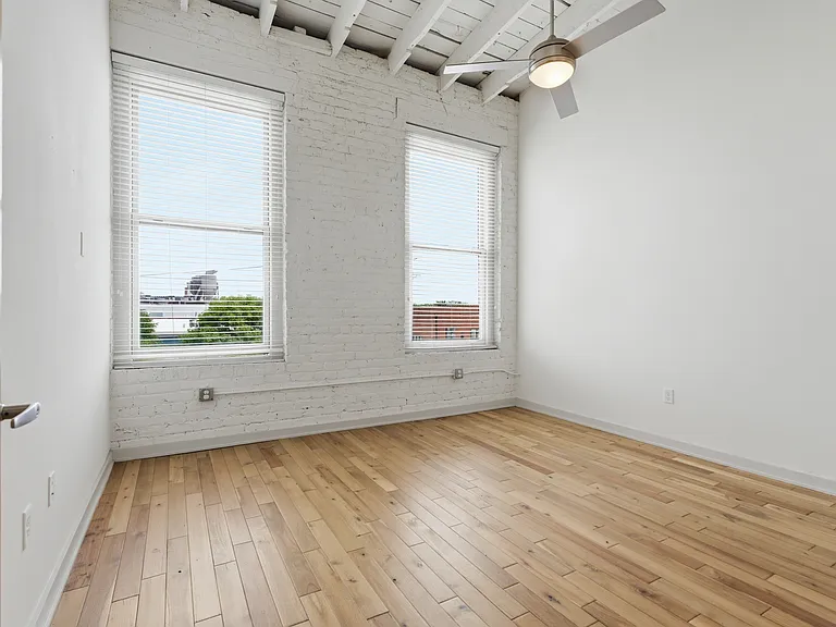601 Stockton St #203 — Photo 4