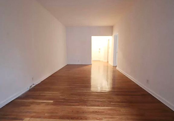 5th image of 120 E 62nd St APT 4B
