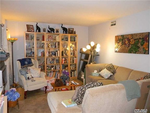 5th image of 521 Lake Ct